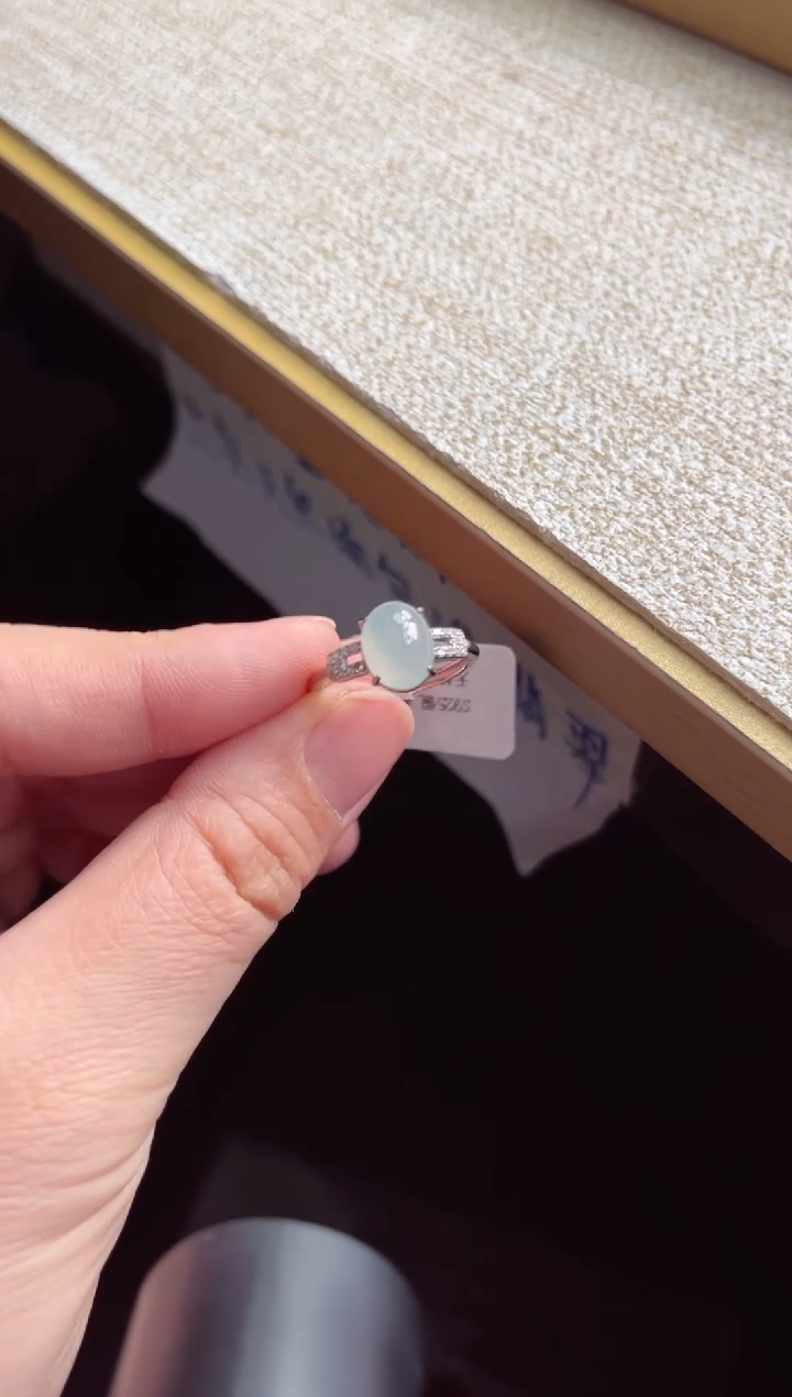 银S925镶嵌戒指翡翠1111