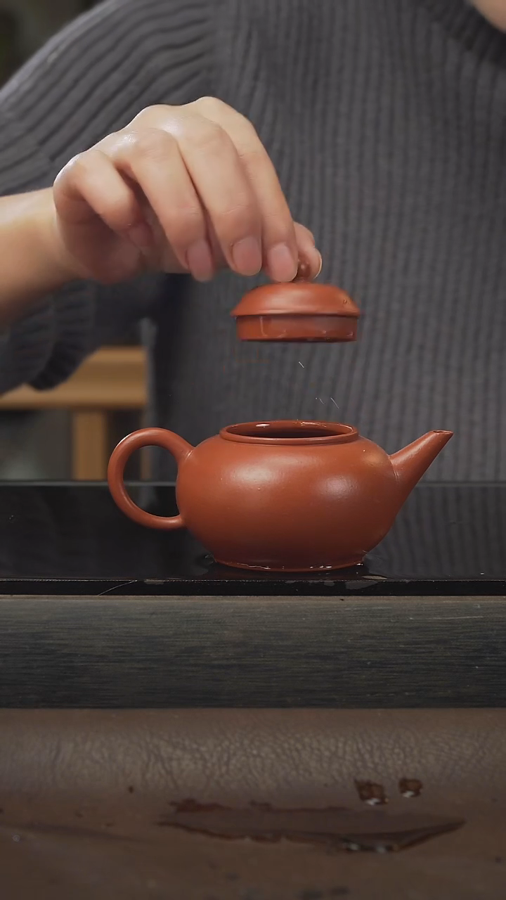 茶壶紫砂南*微瑕，朱泥，磕碰，