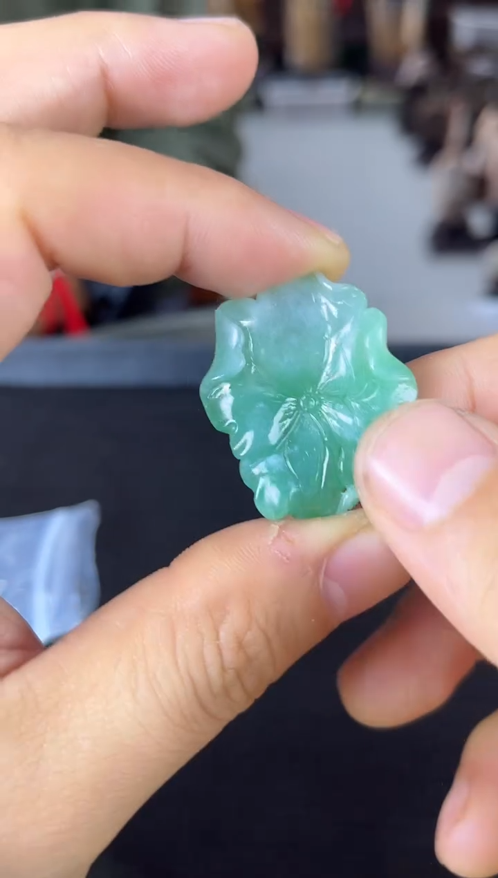 颈饰未镶嵌翡翠天然A货翡翠