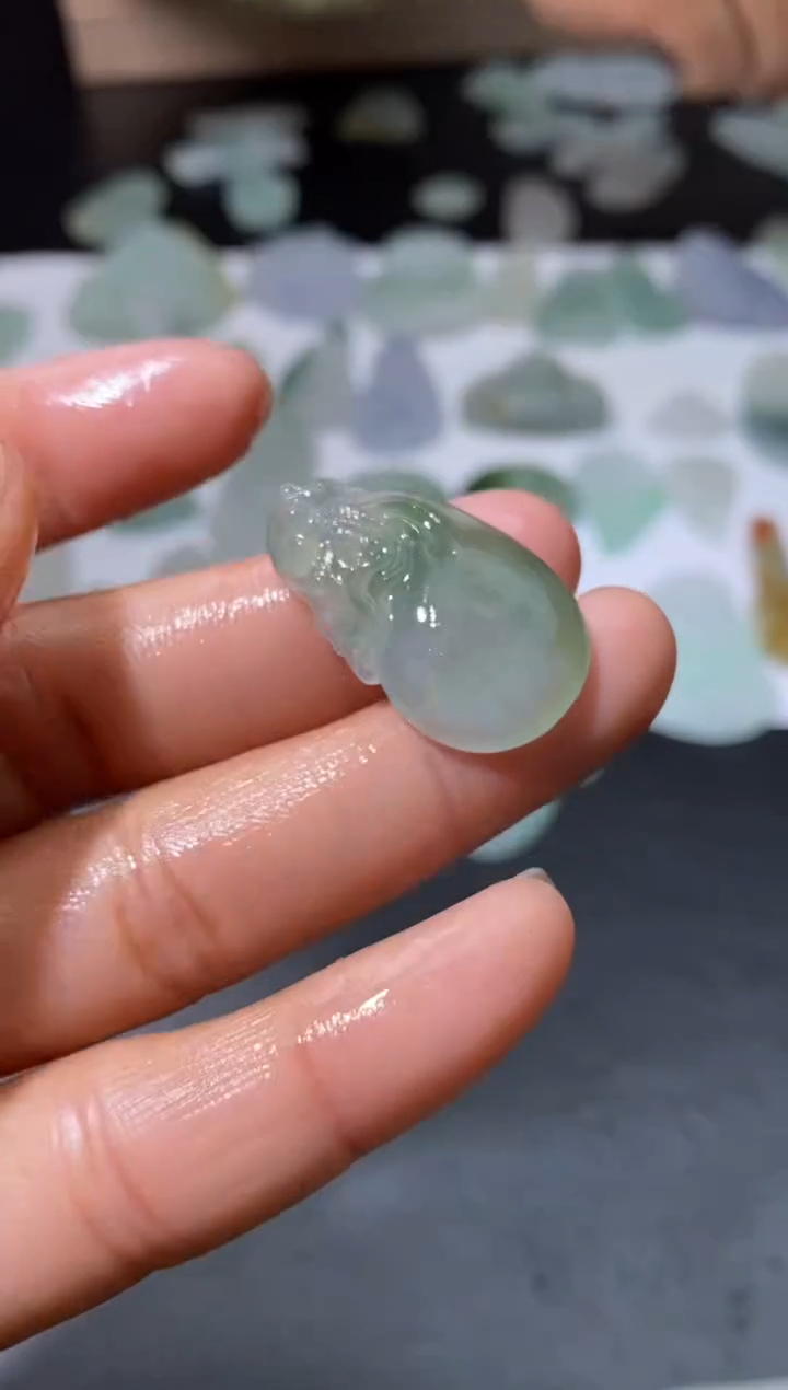 【闪购商品】定制翡翠未镶嵌翡翠毛货~
