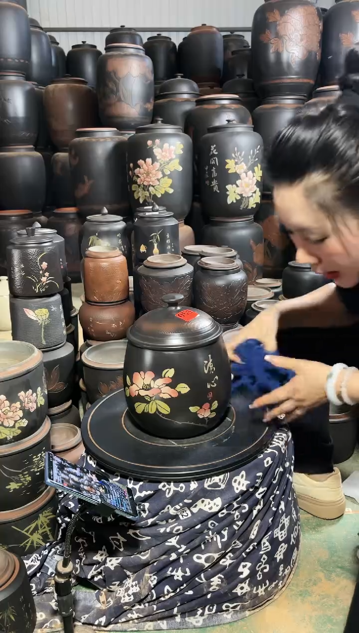 壶完品茶叶罐 055 大龙蛋彩填