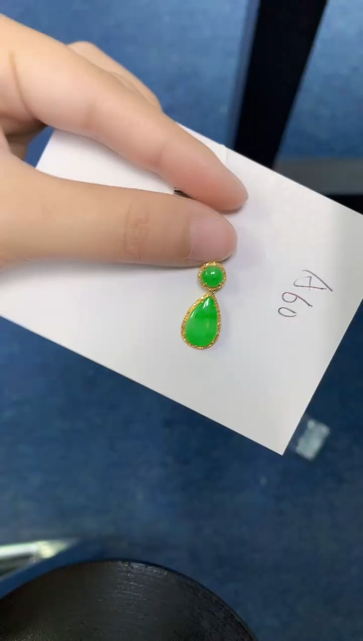 【闪购商品】翡翠颈饰18K金镶嵌000000000