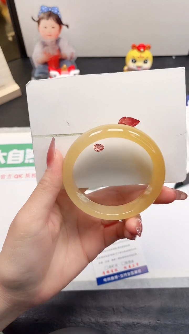 【闪购商品】石英质玉手镯未镶嵌343-59