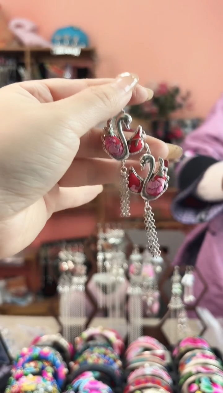 艺枝独绣手工饰品227