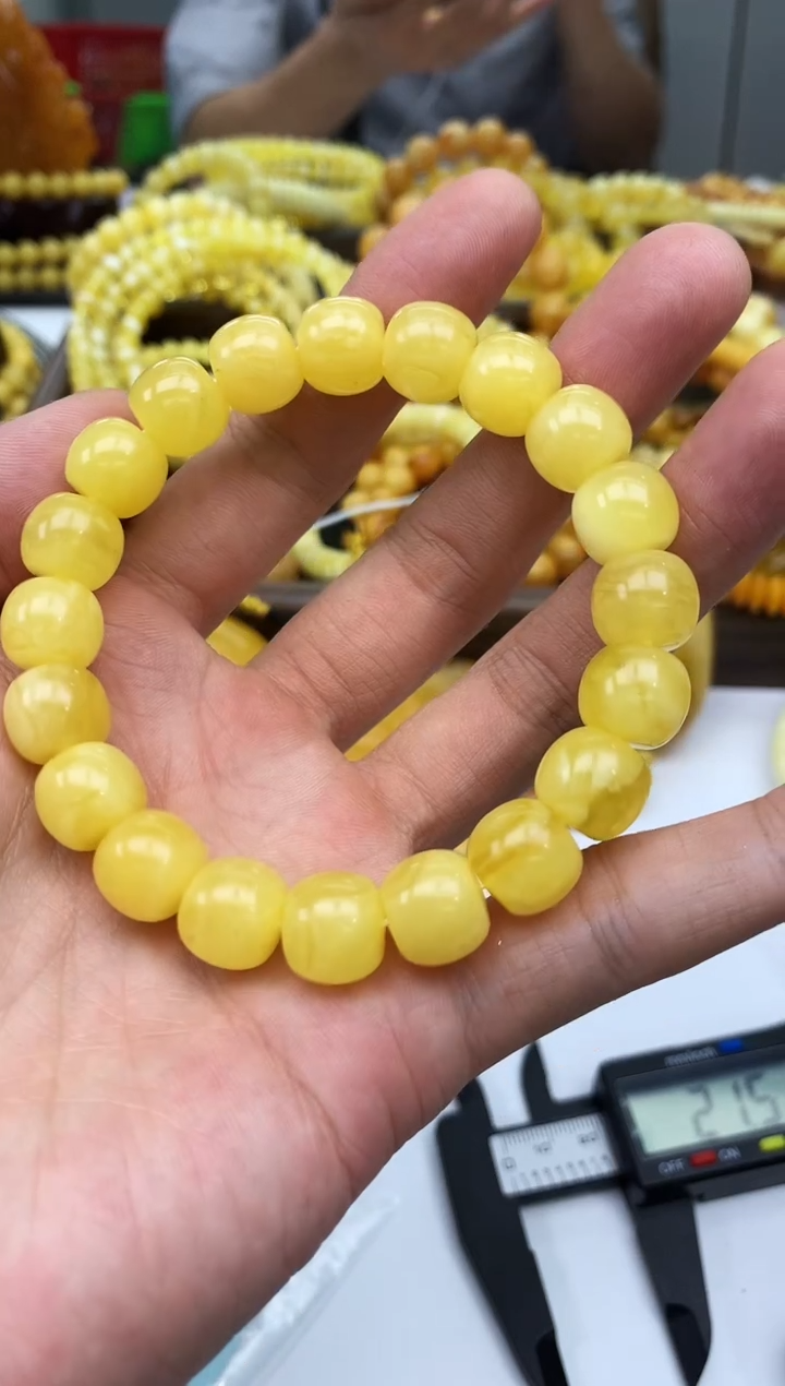 裸石琥珀未镶嵌手串