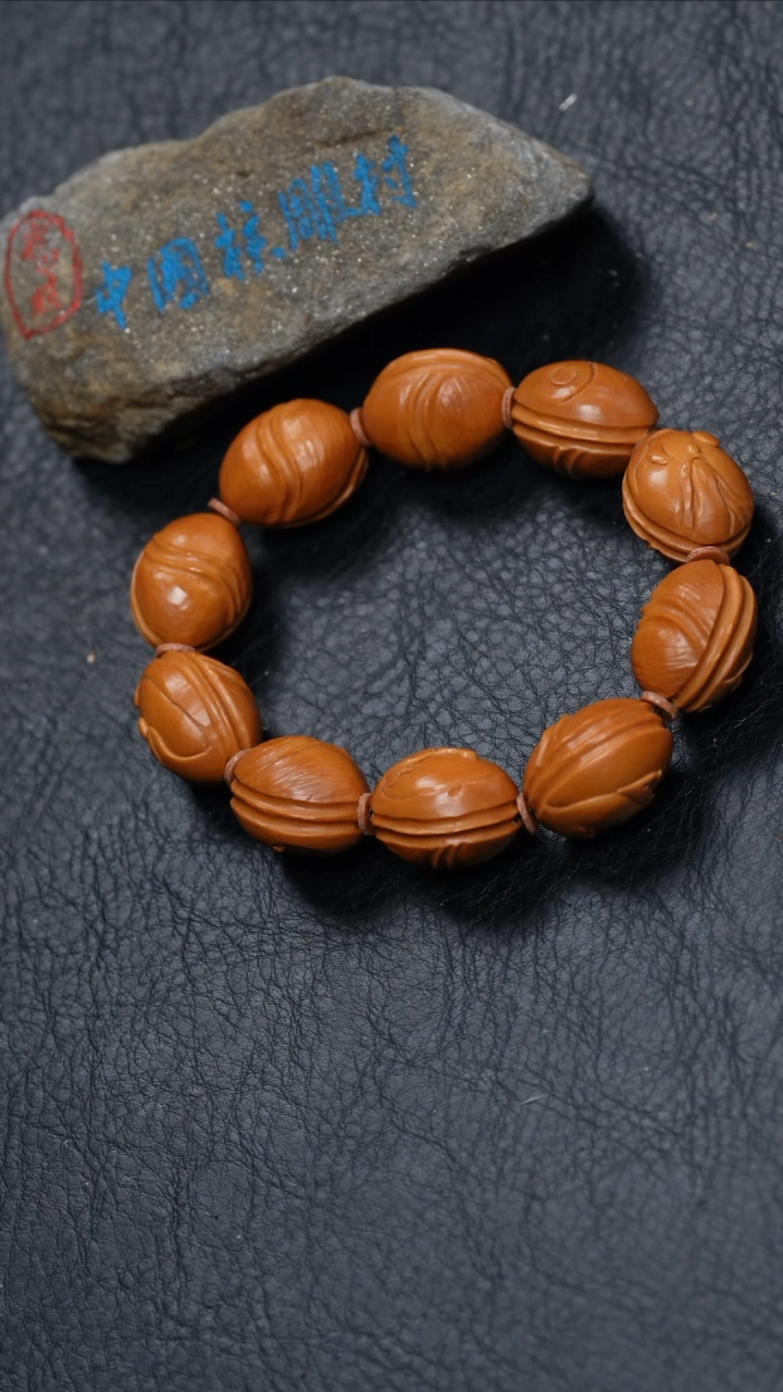 【闪购商品】橄榄核吊坠橄榄核