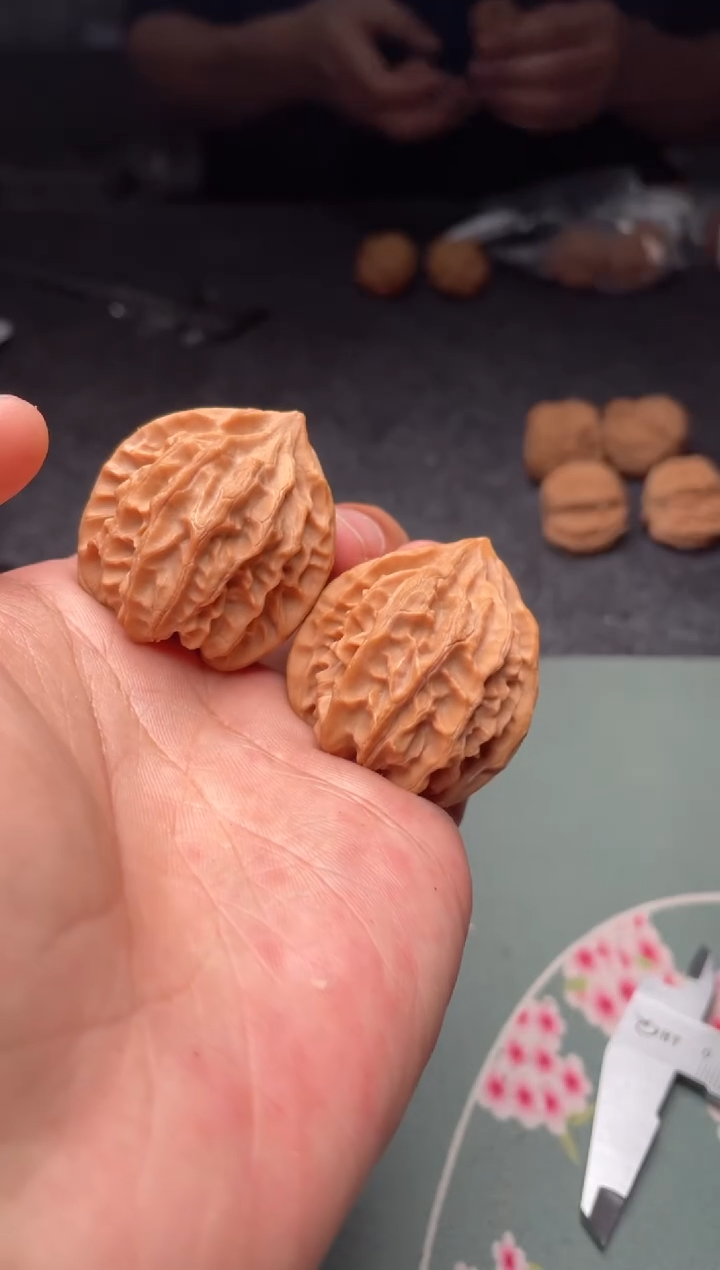 把件文玩核桃a320  龙门涧    35尺