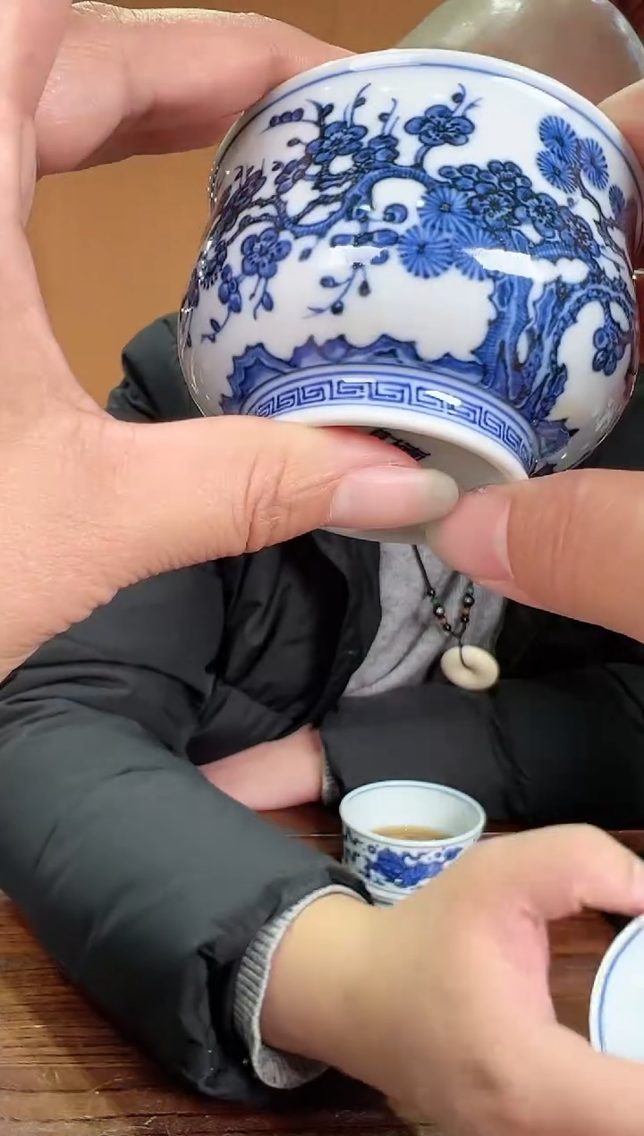 【闪购商品】玉汝柴窑青花窑主亲工松竹梅炉式杯