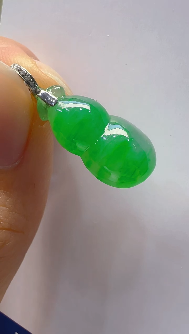 【闪购商品】翡翠吊坠(不含链)18K金镶嵌多样性团购发一件