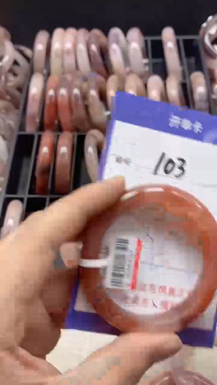【闪购商品】石英质玉手镯未镶嵌103