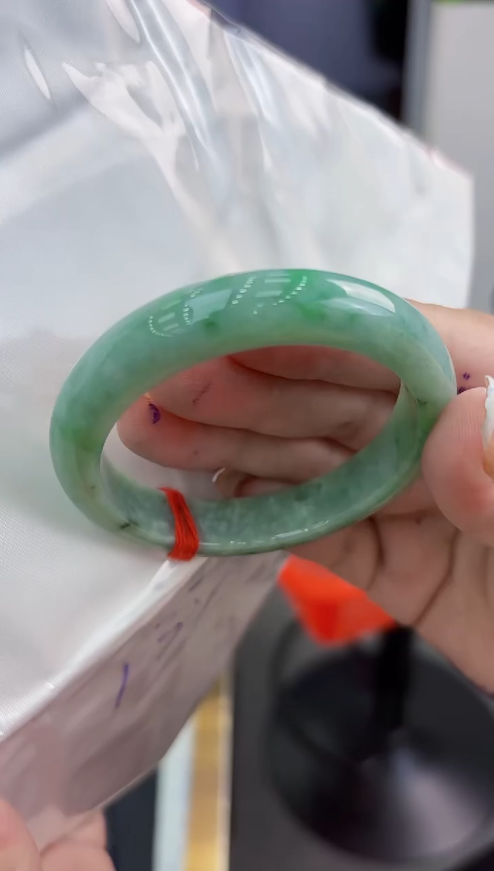 【闪购商品】翡翠手镯未镶嵌翡翠手镯