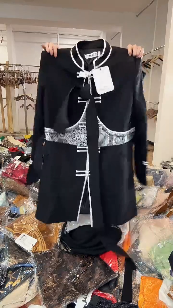 L码        105-115斤