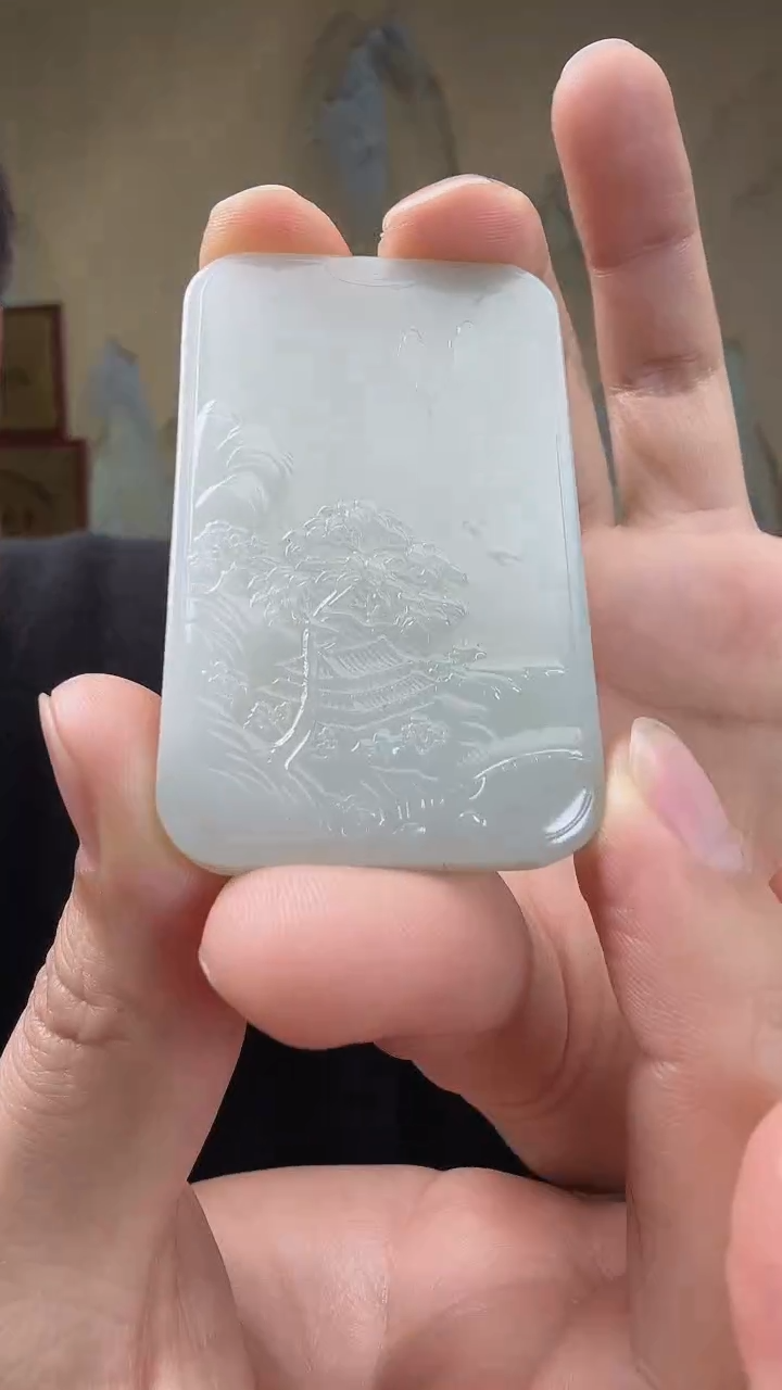 颈饰未镶嵌和田玉.