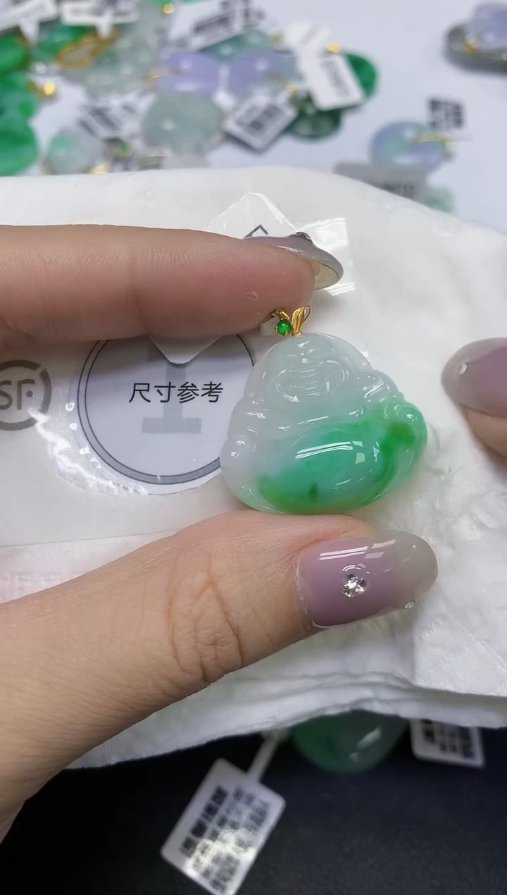 颈饰18K金镶嵌翡翠天然缅甸翡翠A货百元以上9元证书费自理