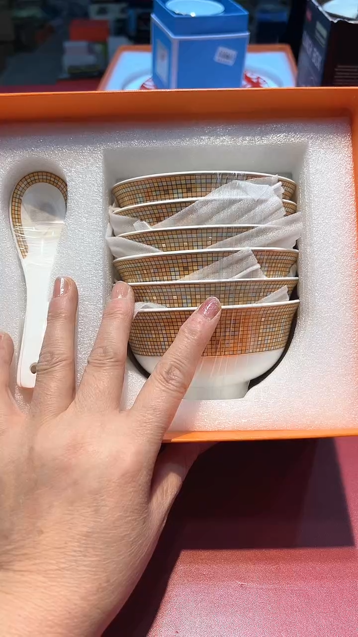 【闪购商品】瓷片锅碗瓢盆一件不剩