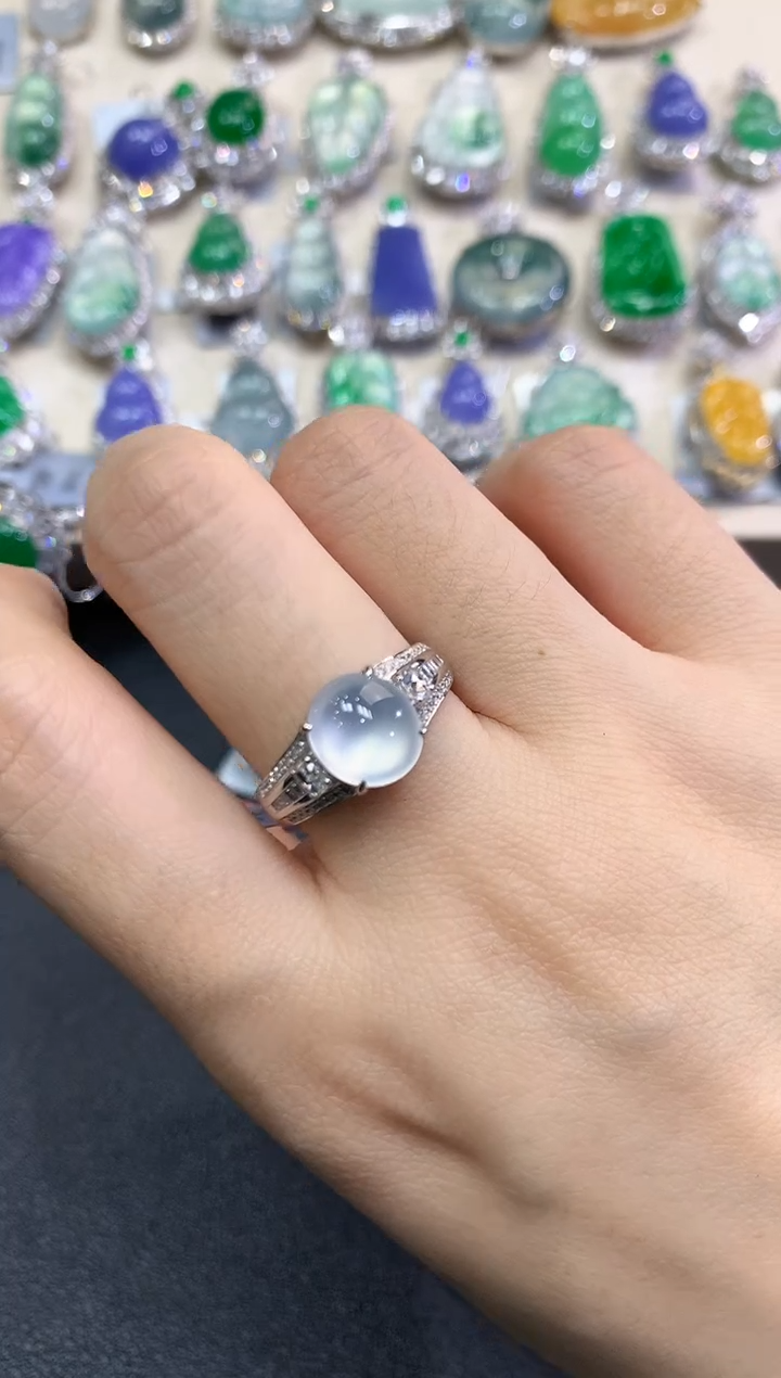 【闪购商品】翡翠戒指18K金镶嵌C51   