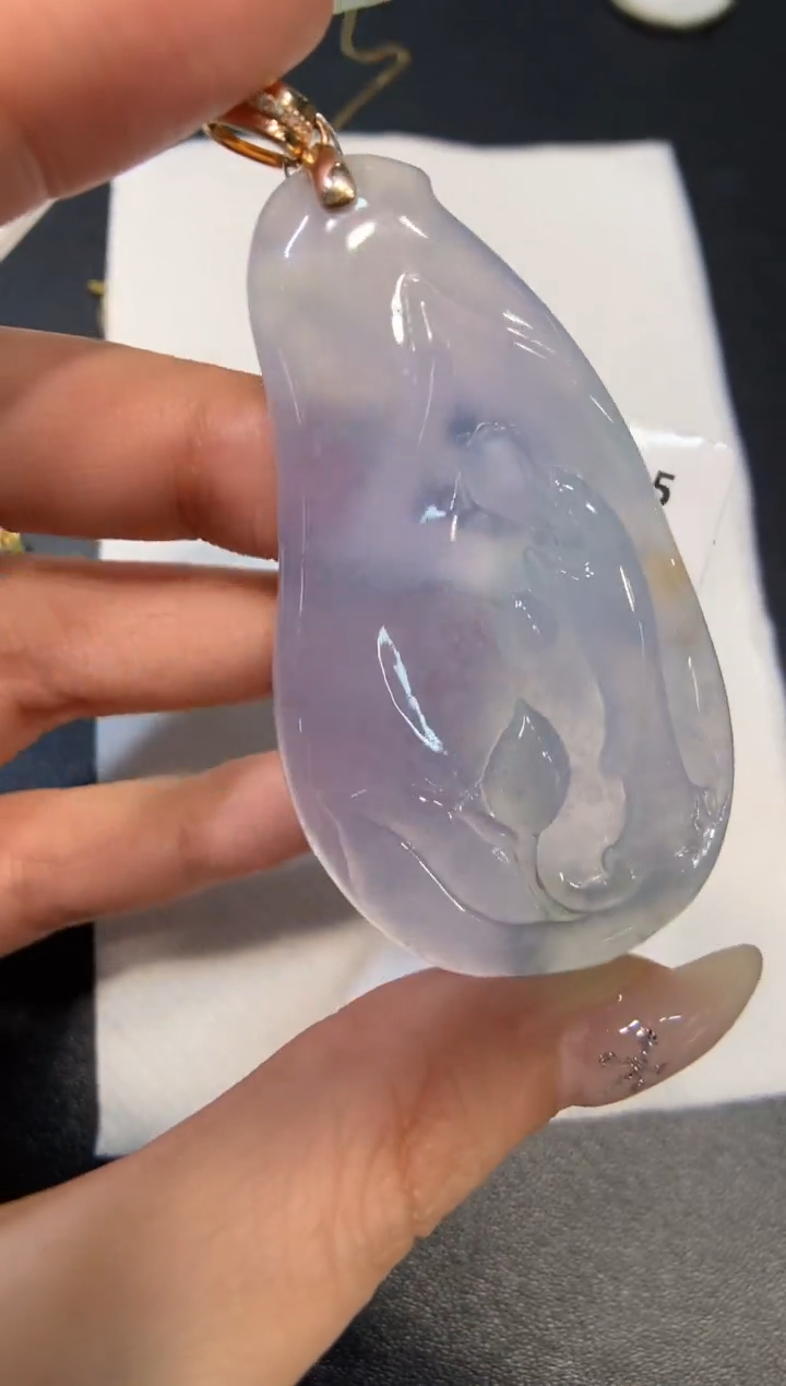 颈饰18K金镶嵌翡翠悟道