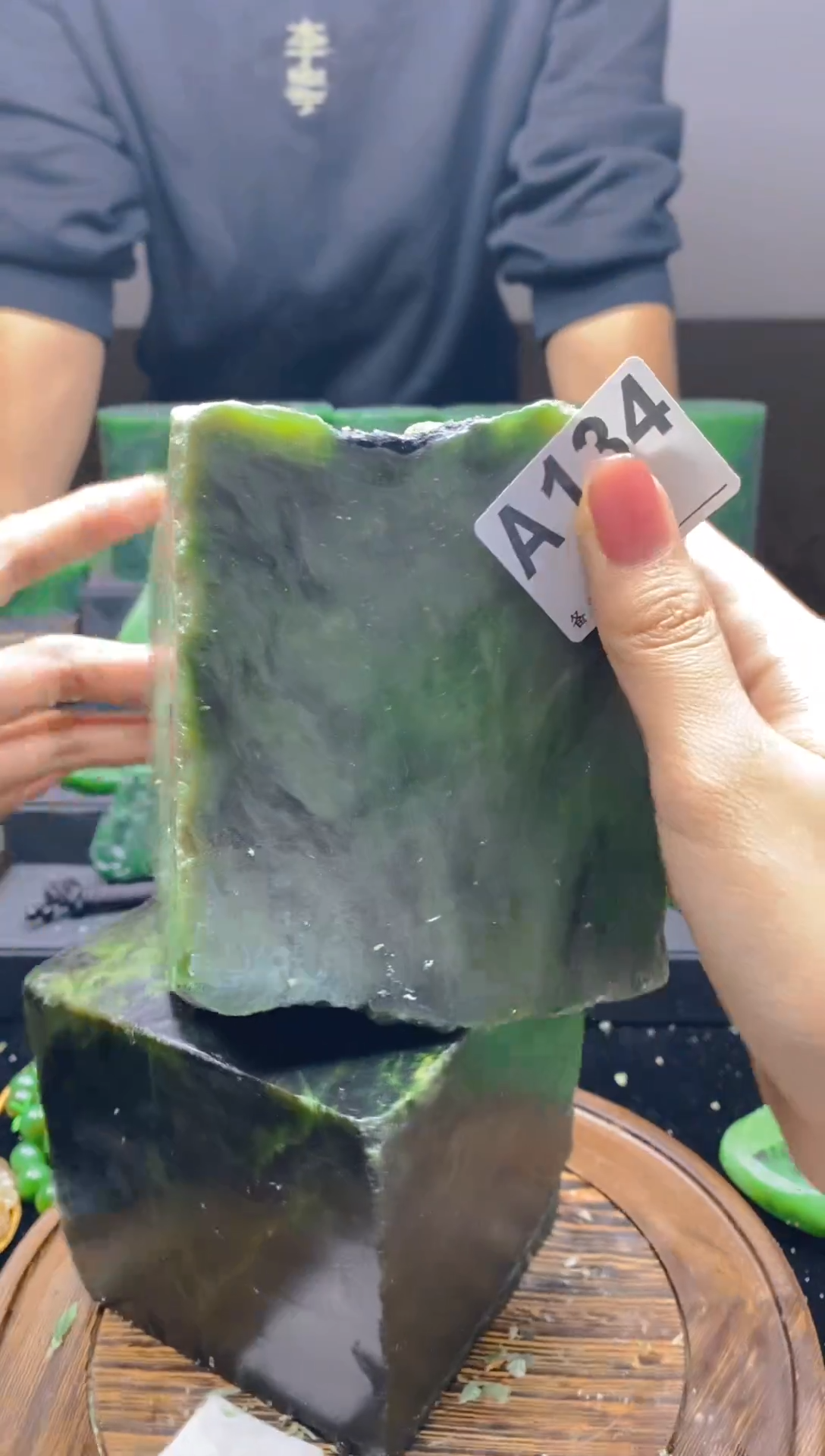 未镶嵌和田玉珠宝半成品1