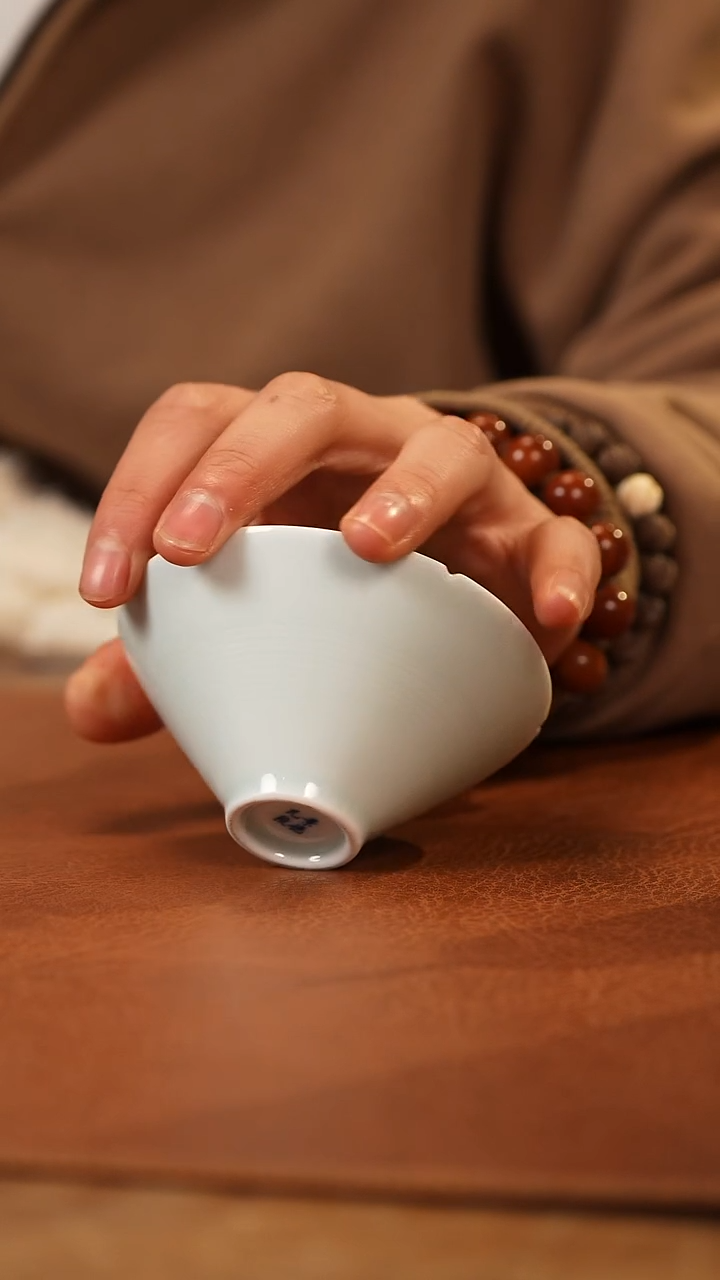 【闪购商品】杯景德镇九段斗笠杯