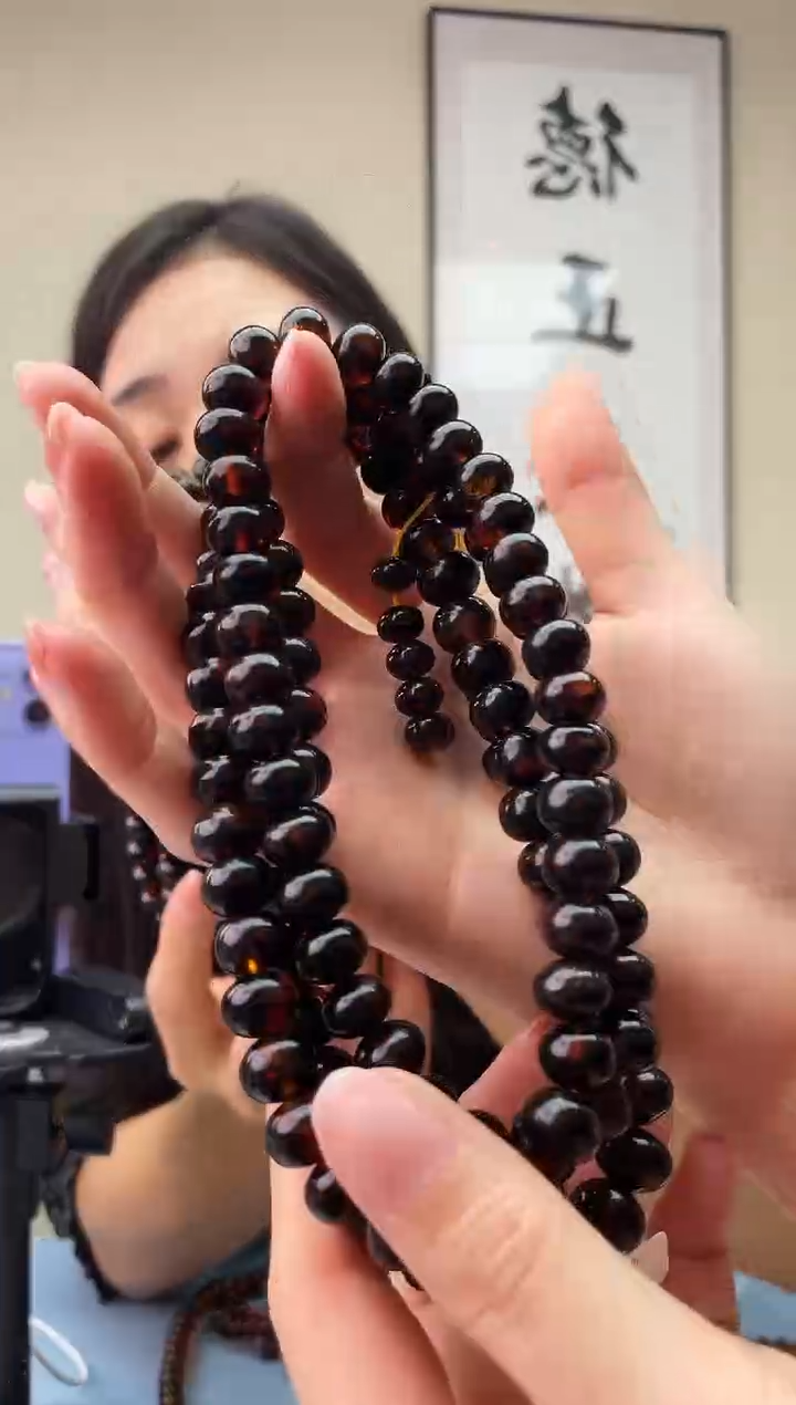 琥珀未镶嵌珠宝奇石T10+抚顺琥珀假一罚十，多样性发一件