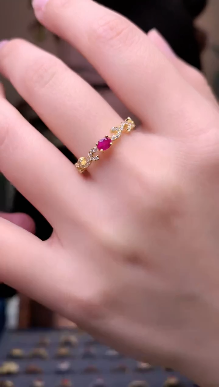 【闪购商品】红宝石戒指银S925镶嵌戒指