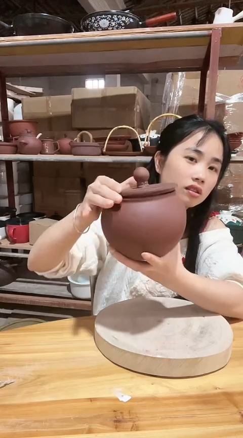 陶瑕疵紫砂茶叶罐不圆色差