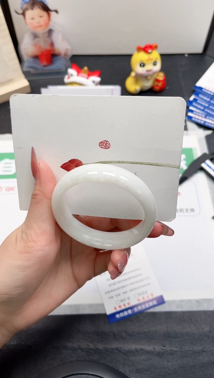 【闪购商品】和田玉手镯未镶嵌223-55.4