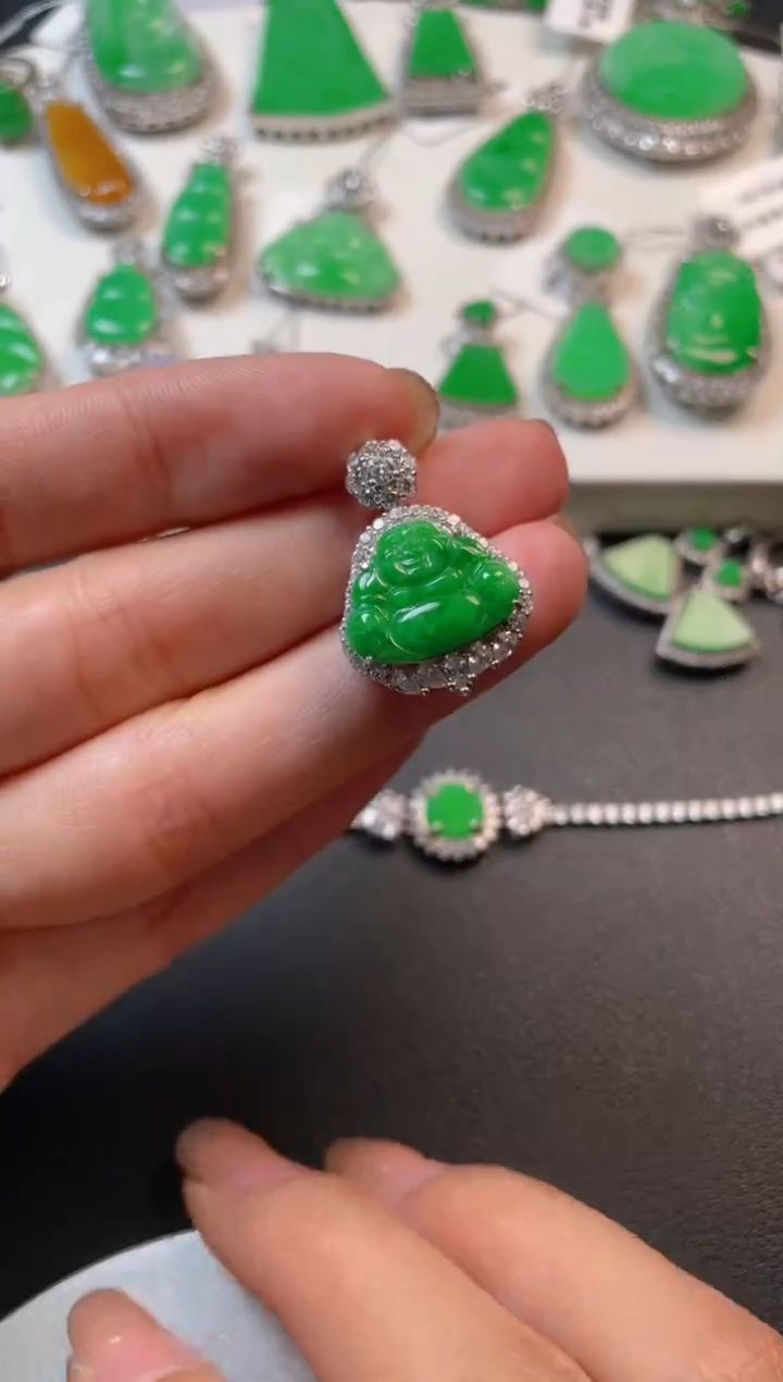 【闪购商品】翡翠吊坠(不含链)银S925镶嵌吊坠