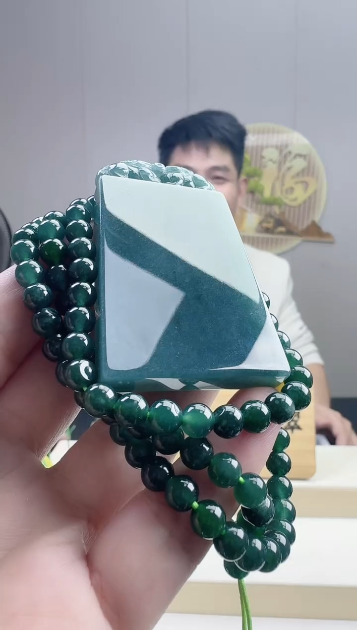 颈饰未镶嵌翡翠天然A货翡翠  多样性随机发其一