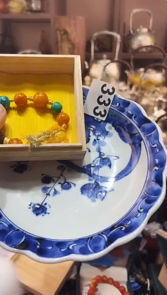 瓷片董*姐333                   