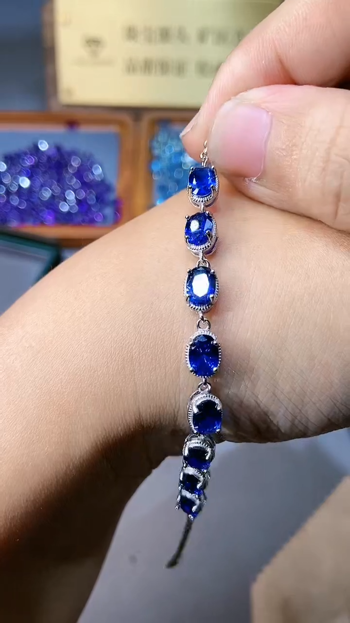 【闪购商品】蓝宝石手链银S925镶嵌354