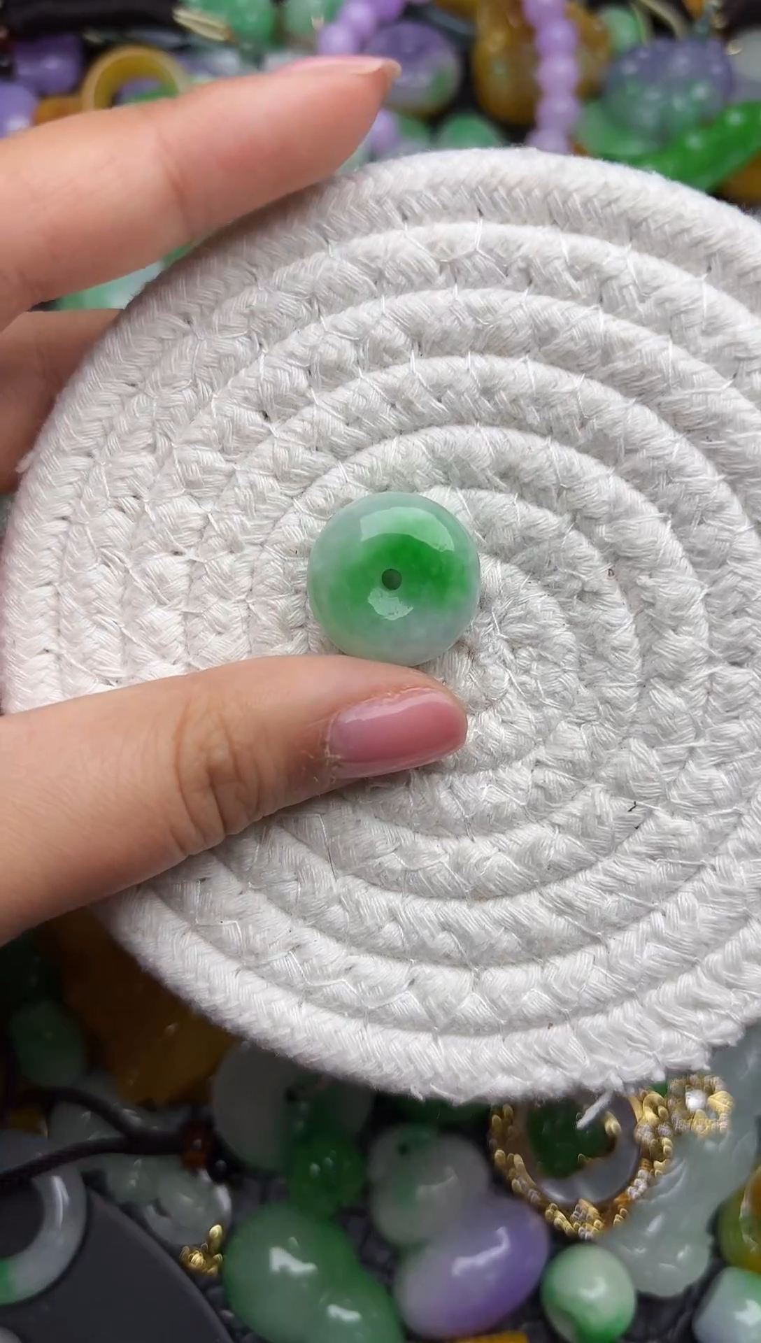颈饰未镶嵌翡翠缅甸翡翠吊坠