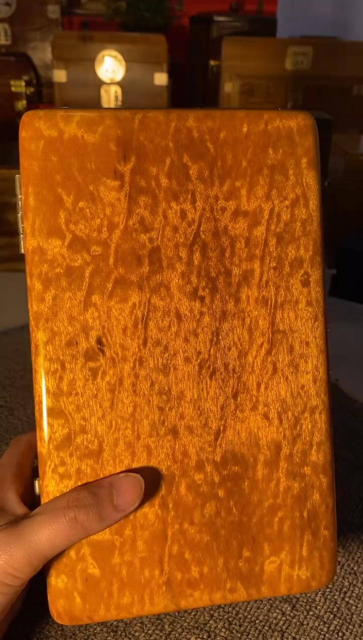 【闪购商品】金丝楠木艺金丝楠首饰盒F16