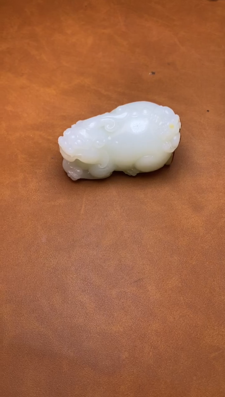 和田玉未镶嵌把件和田玉