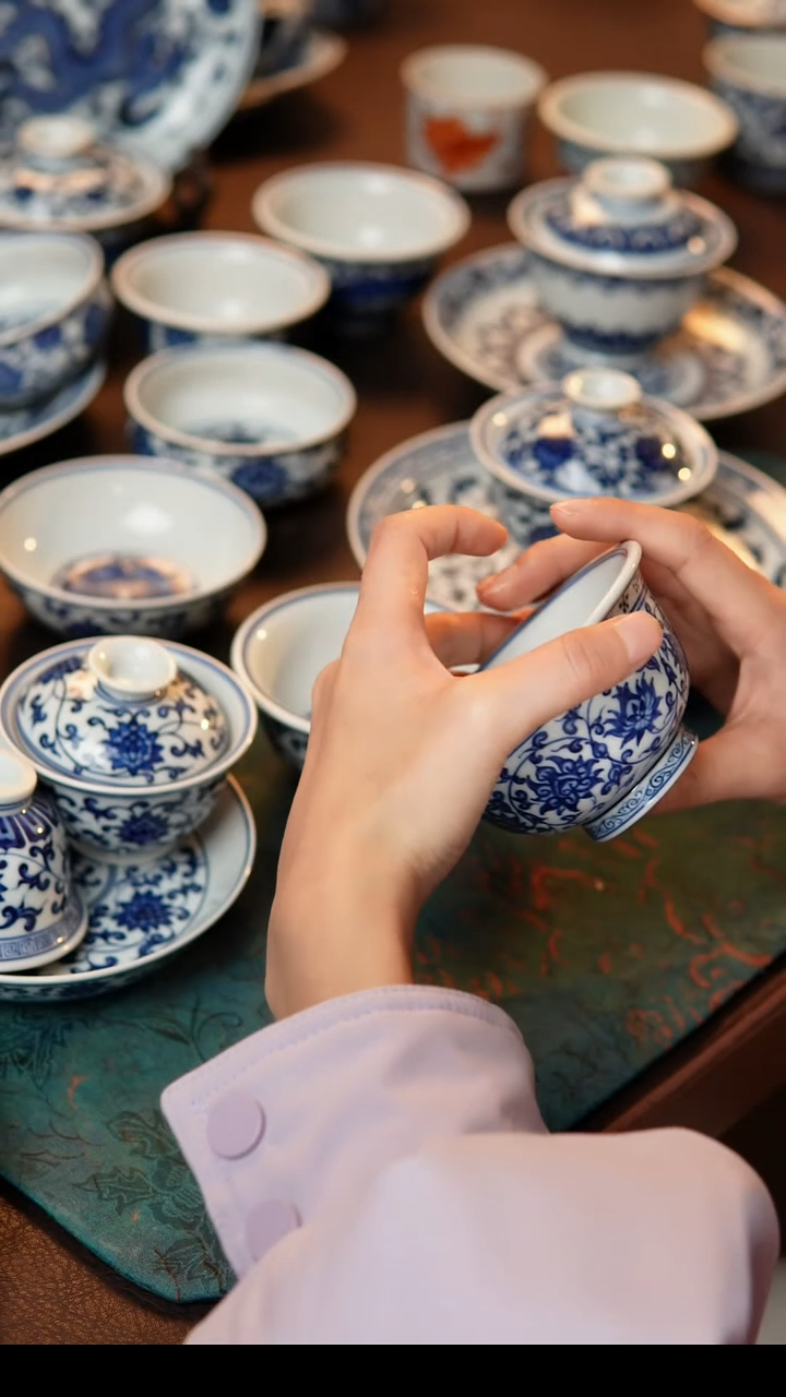 其他陶瓷缠枝连大压手