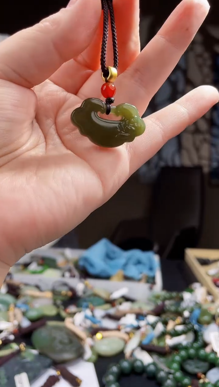 【闪购商品】和田玉颈饰未镶嵌拍一发一