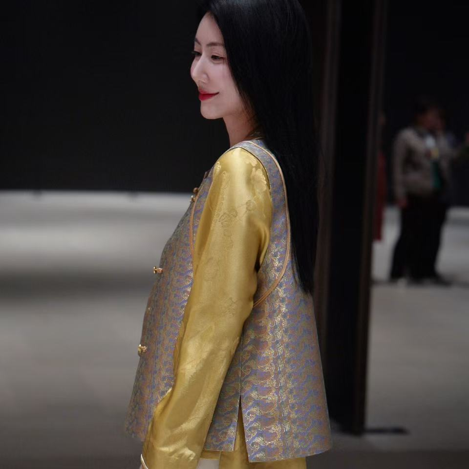 『凝妆』新中式45姆米桑蚕丝国风宽松气质马甲DHSQ4139