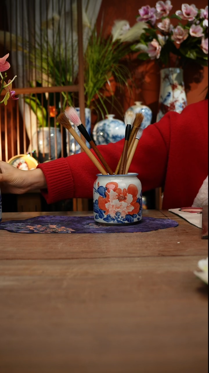 当代高温釉下彩手绘陶瓷餐具