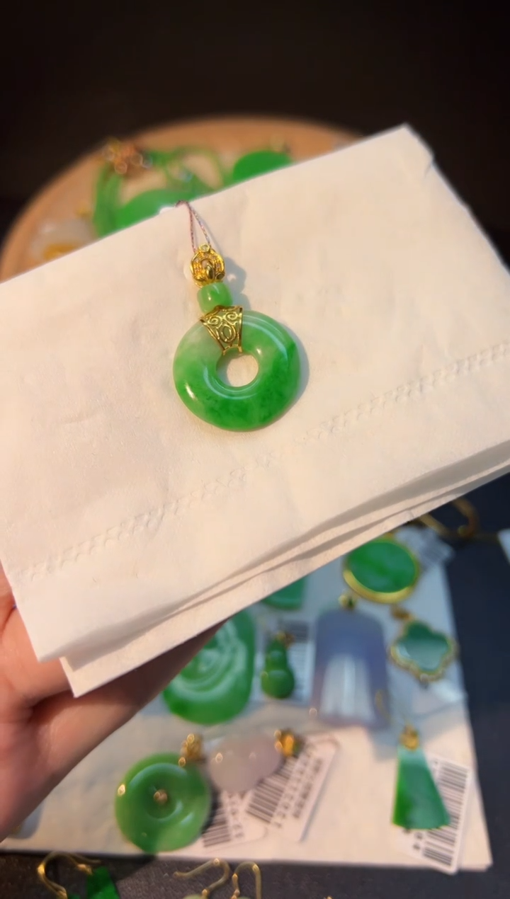 【闪购商品】翡翠颈饰18K金镶嵌Y缅料A货/支持复检/一件