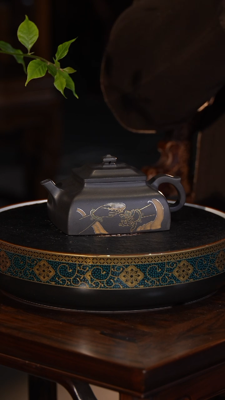 【闪购商品】紫砂茶壶空即一切   金银错工艺