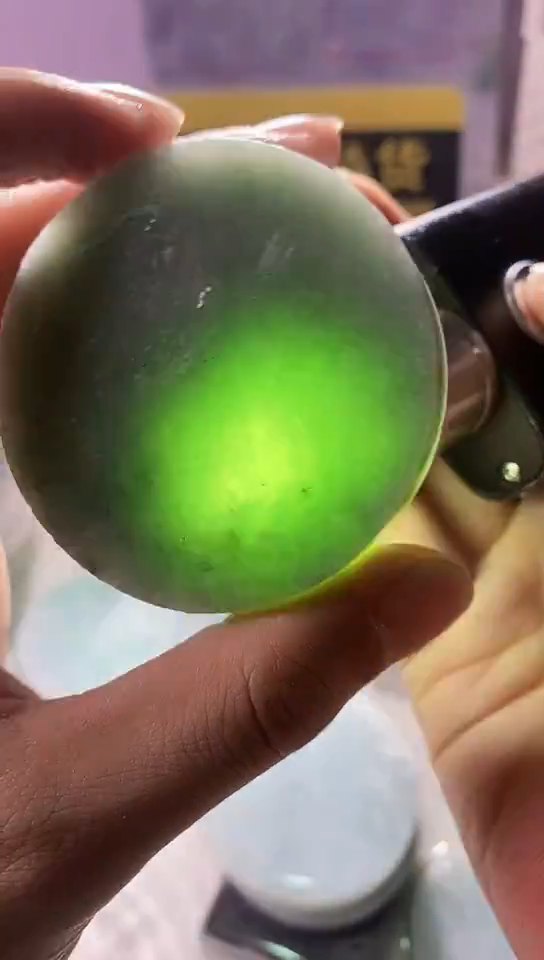 翡翠未镶嵌颈饰翡翠134