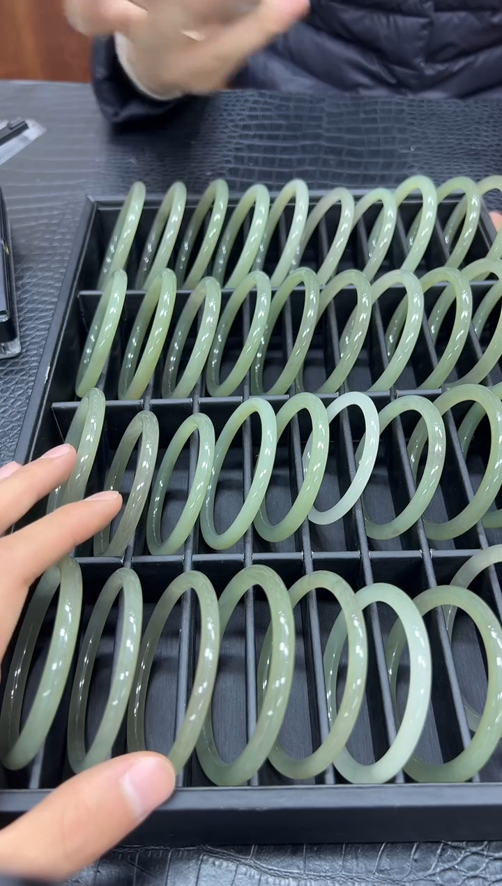 【闪购商品】和田玉手镯未镶嵌0202s009多样性发一