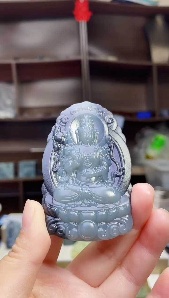 和田玉未镶嵌颈饰1