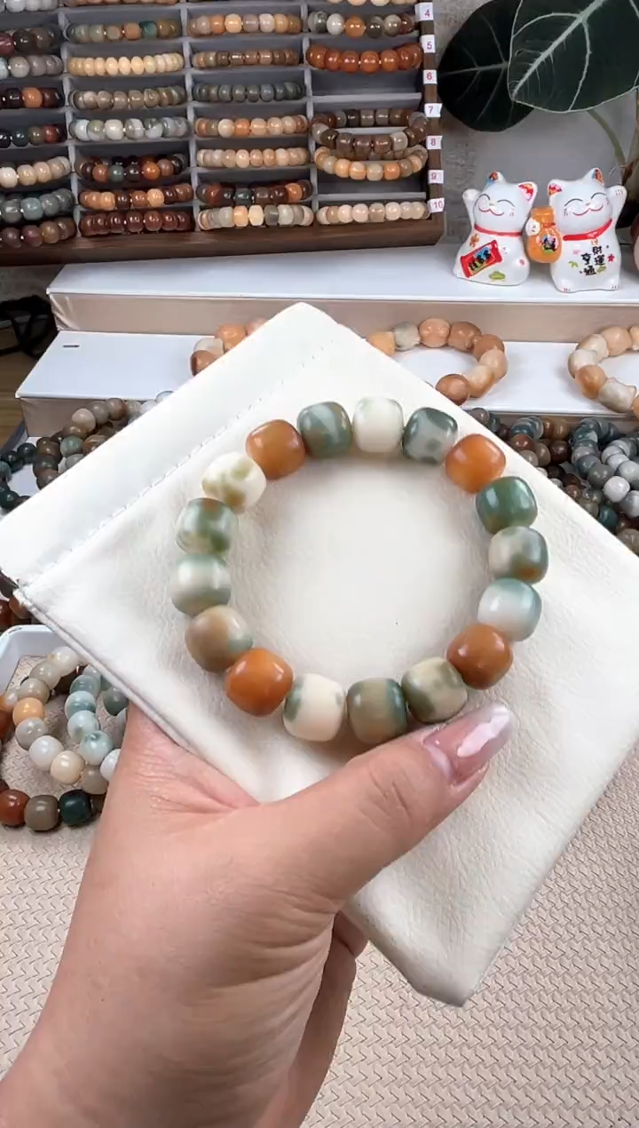 【闪购商品】菩提根/象牙果吊坠w690卡15 瑕疵