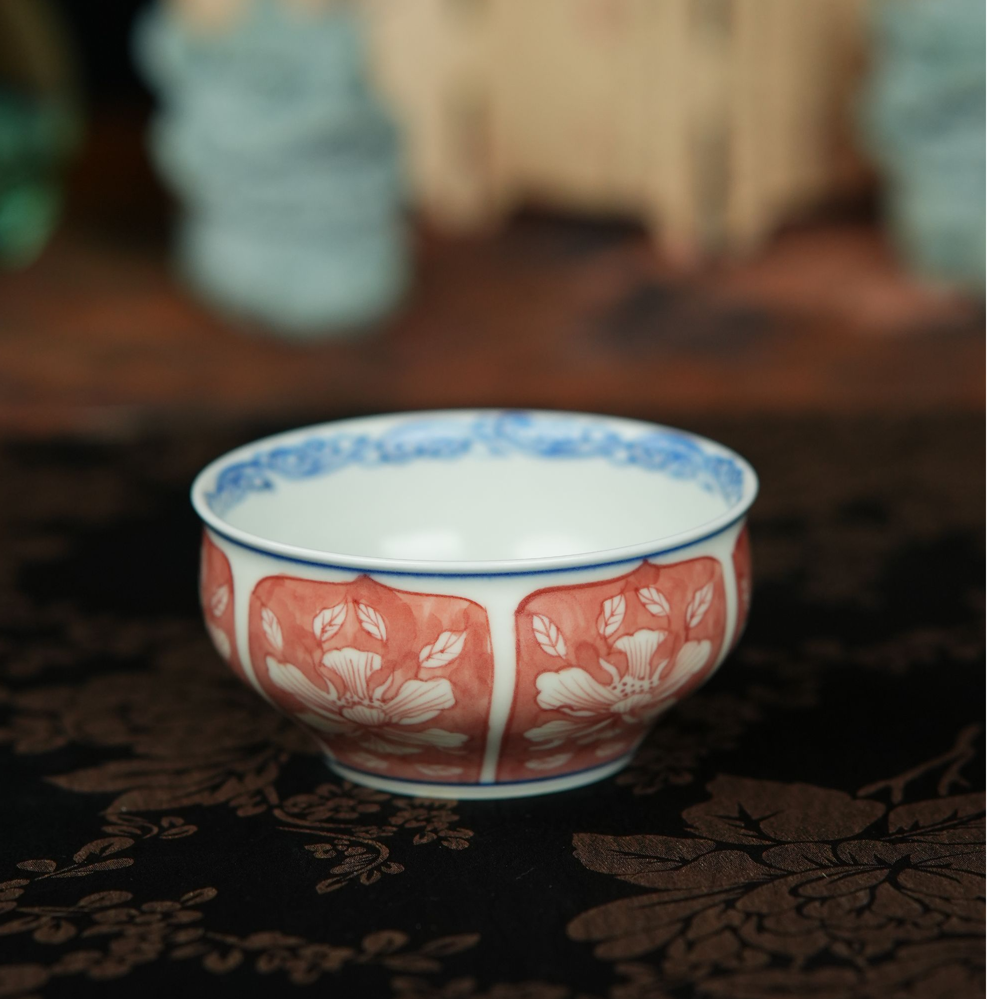 朱彩牡丹主人杯「雨溪山房」