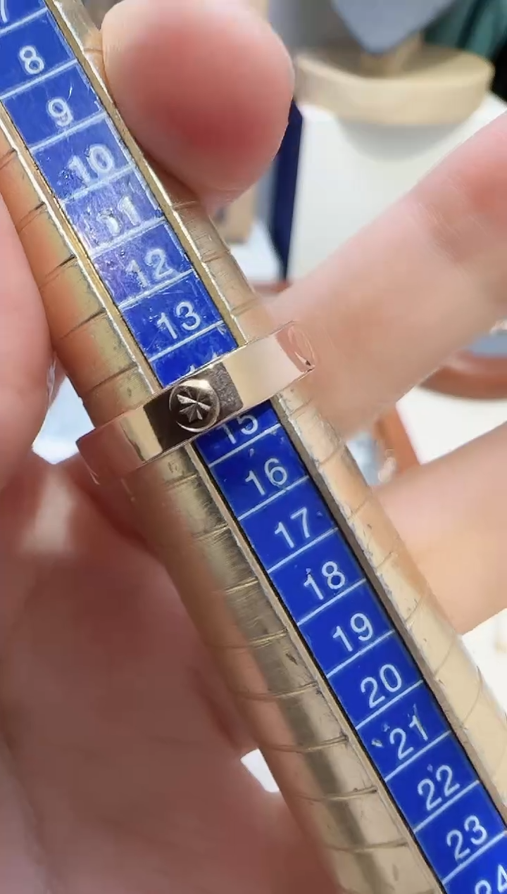 【闪购商品】18K金戒指/指环戒指14号