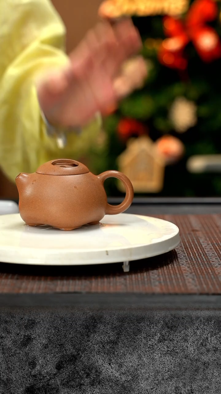 【闪购商品】紫砂茶壶榫卯 四足 西施 ZCJ