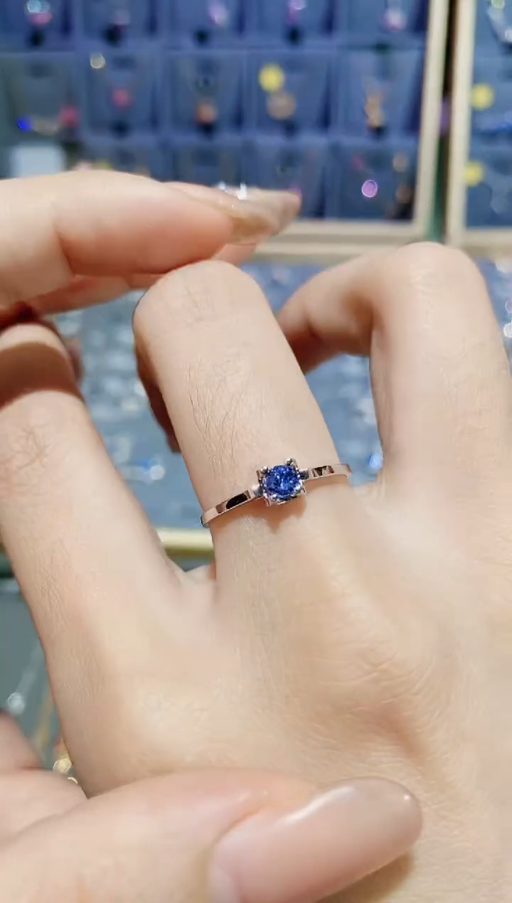 【闪购商品】蓝宝石戒指18K金镶嵌戒指
