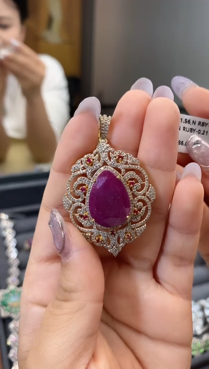 吊坠(赠链)未镶嵌红宝石天然红宝石吊坠