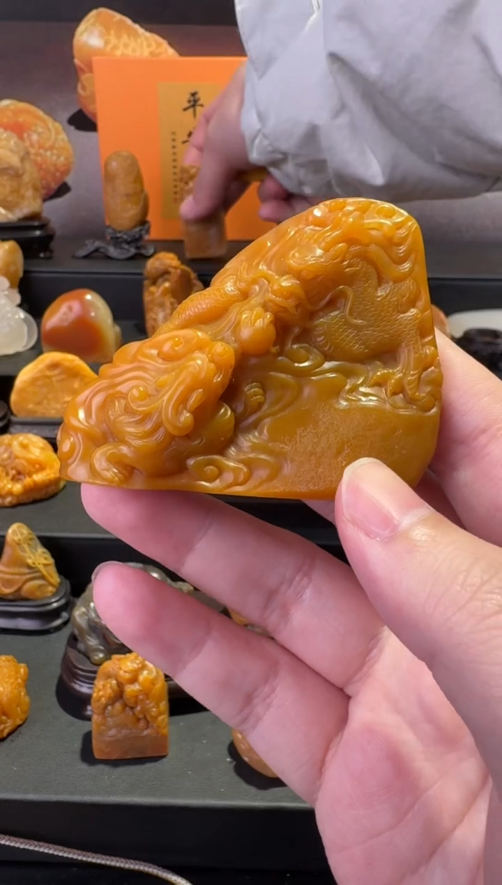 【闪购商品】田黄石半知田黄直播间